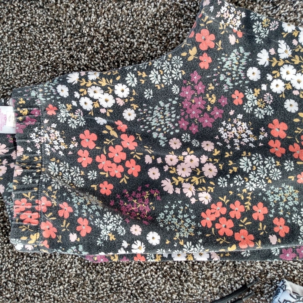Flower leggings